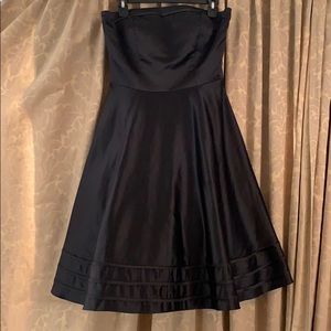 Classy 1950’s Style Little Black Dress